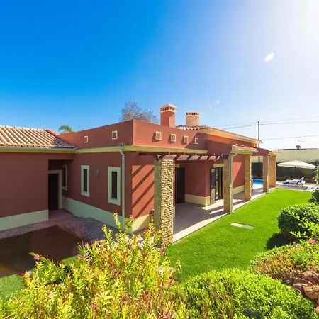 Paraiso Villa